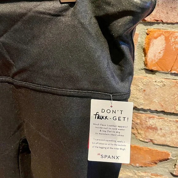 NWT SPANXshape Faux Leather Legginings - Picture 4 of 5